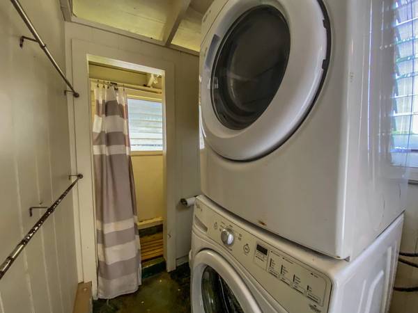 $4,500 / 3br - Wonderful 3 bedroom, 2 bath Kekaha beach house (Kekaha, HI 96752)63686710228993122
