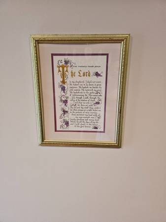Gold framed Lord Prayer picture 1