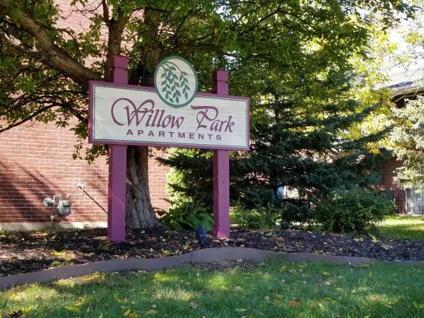 $910 / 2br - WILLOW PART APT - Now renting 1 & 2 bedroom Apts IMMEDIATE OCCUPANCY (Appleton, WI)63845963775363120