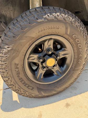 Land Rover Defender 110 V8 - $44,999 (Boulder City)63469596576515121