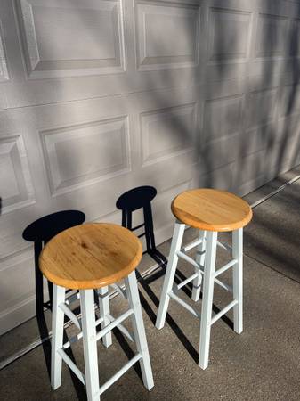2 counter stools 1