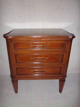 MID CENTURY NIGHTSTAND 1