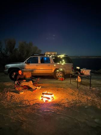 Suboverland Chevy Suburban camper todoterreno 4WD - $15,00063439654839681123