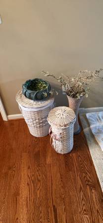 Four wicker baskets. 1