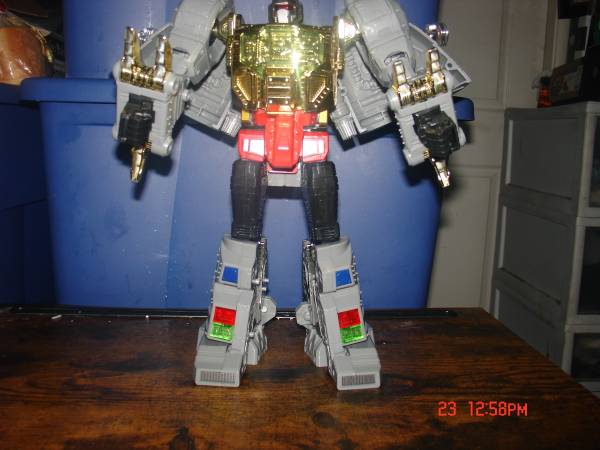 Masterpiece transformers Rexumus Prime Oversized Grimlock 1