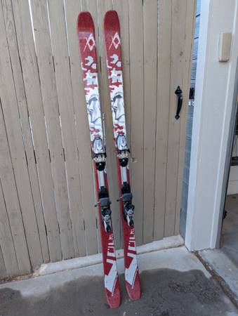 Volkl Twin-Tip Expression 178cm Skis w/ Marker Bindings 1