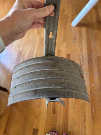 Wall Hose holder 1