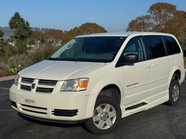 2010 DODGE GRAND CARAVAN  HANDICAP WHEELCHAIR VAN **MONTHLY SPECIAL** 1