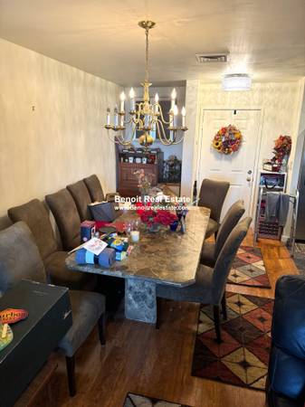 $2,100 / 1br - Renovated 1BR Condo w/ Balcony & Parking – Furnished, Laundry (Quincy)63614110078209121