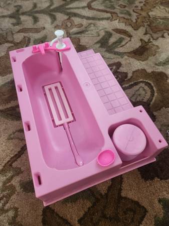 Barbie working bubble bath tub 1970s 1