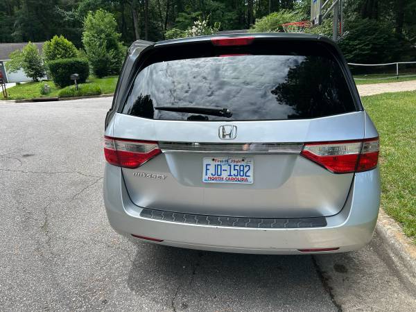 2012 Honda Odyssey Van - $5,900 (N. Raleigh)63470077967363123