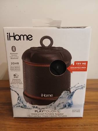 New iHome Bluetooth Speaker 1