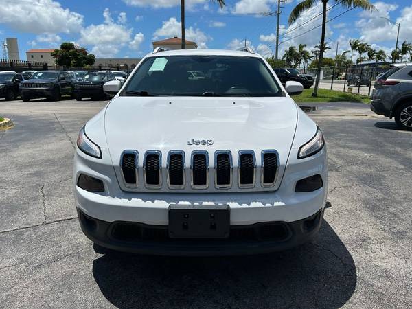 2018 JEEP CHEROKEE LATITUD NOT CREDIT EASY FINANCE CALL (754) 308-5327 - $6,655 (NO CREDIT NO SOCIAL)63470232164865121