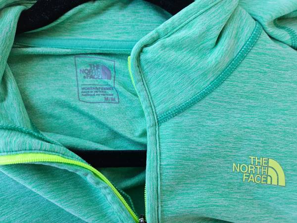 The North Face ¼ Zip Pullover Size Women’s Medium 1