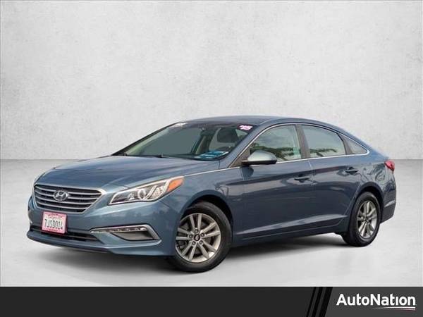 1 2015 Hyundai Sonata  2.4L SE Sedan 1