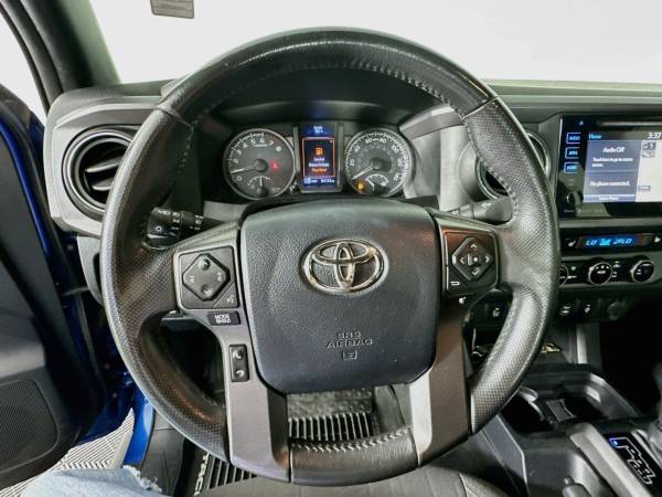 2017 Toyota Tacoma 4x4 4WD - Photo 12