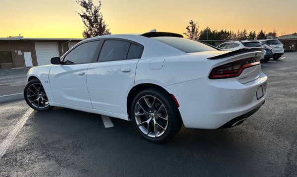 2018 Dodge Charger R/T ** HEMi ** - $17,000 (Auburn)63617160316419123
