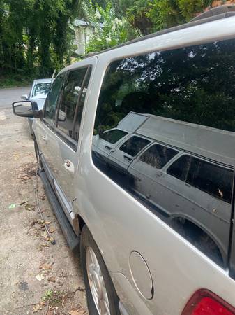 FORD EXPEDITION - $500 (East point)63620796230019124