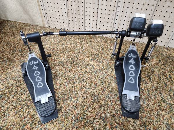 Drum Workshop (DW) 4000 Double Bass Pedal – Used, Good Condition 1