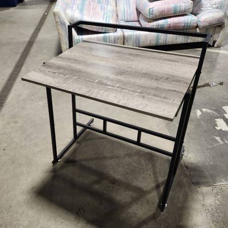 Small Basic Desk 1
