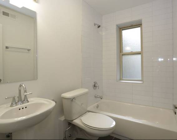 $1,695 / 1br - Central Air! Rehabbed Uptown One bedroom! Lovely! (Uptown)63781631035265122