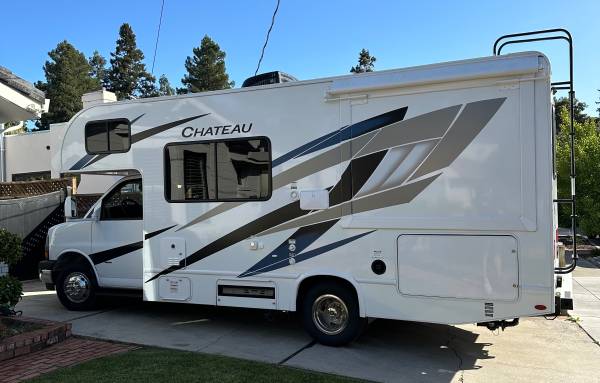 2024 Thor Motor Coach Chateau 22B 1