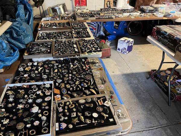 Yard sale photo