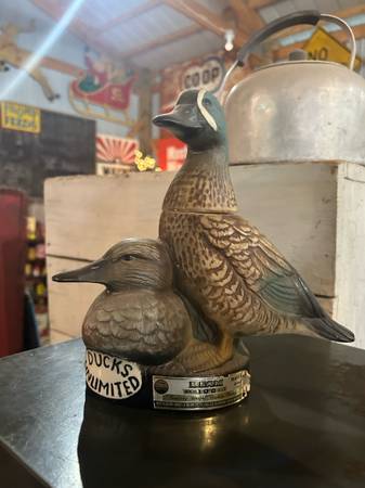 Ducks Unlimited Decanter 1