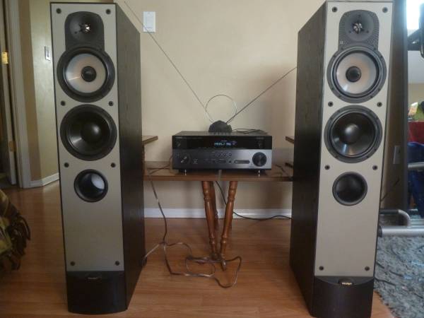 Yamaha Aventage AVR and Paradigm Floorstanding Speakers 1