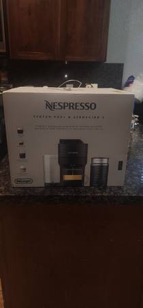 Nespresso Vertuo Pop+ & Aeroccino 3 Coffee Machine 1