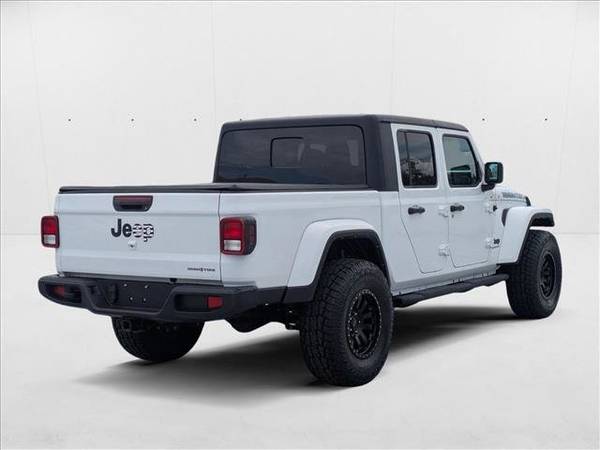 2022 Jeep Gladiator 4x4 4WD Camioneta SUV Sport S Cabina Doble - $35,839 (Llame al *(561) 485-1483* para confirmar disponibilidad al instante)63470424735489124