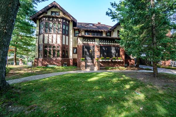 $899,900 / 4hab - ¡OPORTUNIDAD RARA! MLS#1595756 (329 Park Circle, Menomonie)63845958018049120
