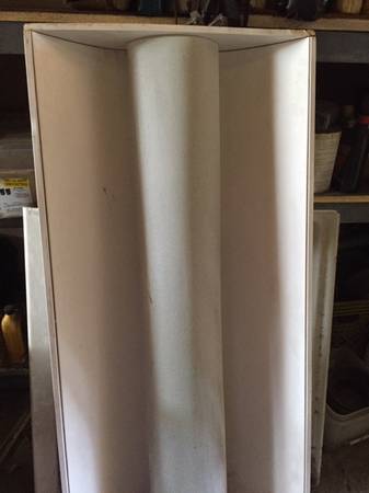 *Fluorescent shop light fixture, 4x2, metal with diffuser 1