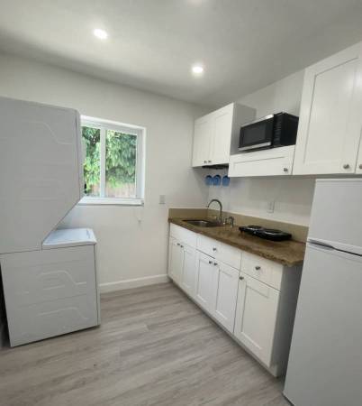 $1,100 / 1br - Efficiency apartamento (Miami)64049280032641120