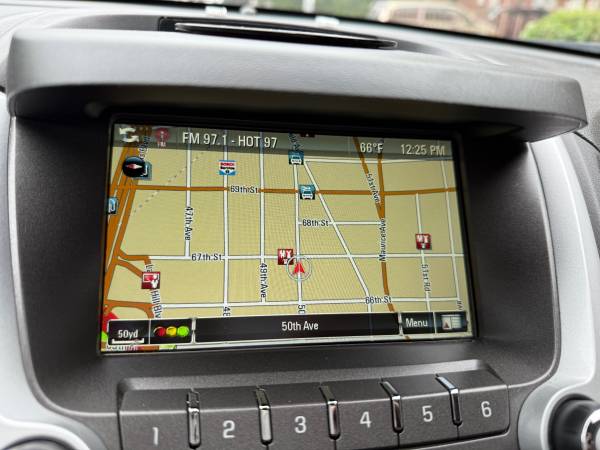 2015 CHEVROLET EQUINOX AWD BACKUP CAMERA NAVIGATION SUNROOF 173K MILES - $5,500 (Sunnyside)63654720812291123