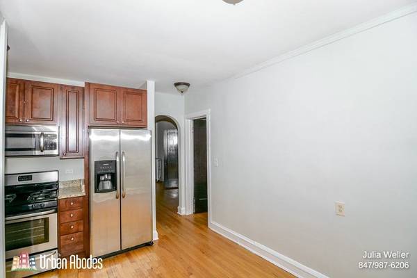 $1,975 / 1br - 700ft2 - $300 OFF FIRST MONTH'S RENT! Appealing 1 Bedroom, 1 Bath in Ravenswood (Ravenswood)64041642258307124