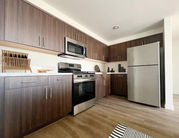 $3,445 / 3br - 1331ft2 - One-of-a-kind new apartment homes! Tour Today! (Murrieta)64028084512514124