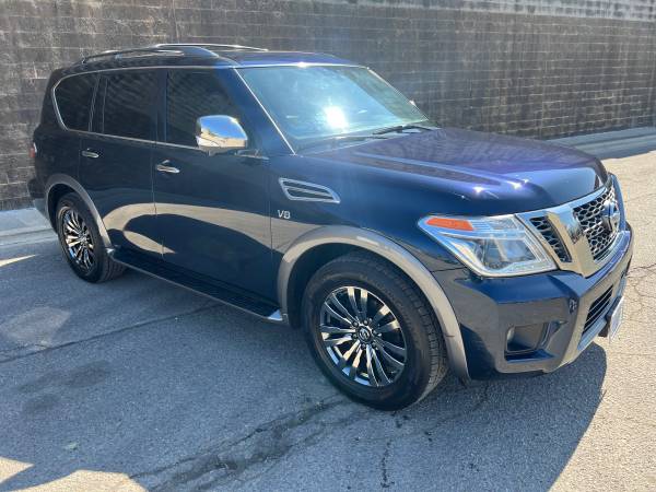 ¡¡2018 Nissan Armada Platinum Reserve! V8, 4x4, CARGADO!! - $19,999 (Monona)63625029967361122