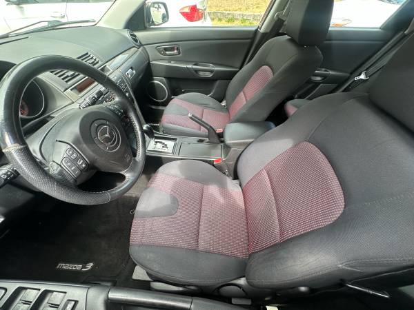 2006 Mazda 3 - $2,500 (Bellevue)63470611130883124
