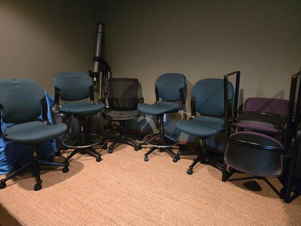 Five Computer Chairs 1