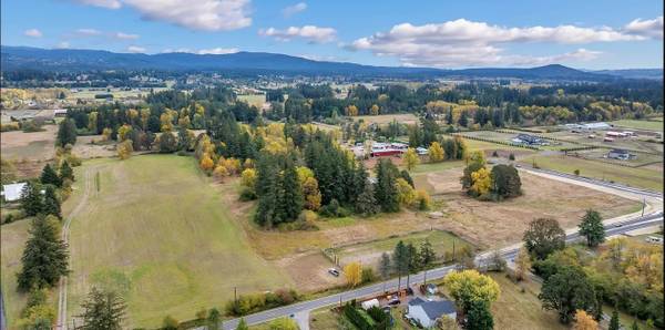 $2,400,000 / 3br - 1080ft2 - Huge Corner Lot | 30.54 Acres | Equestrian Use | Value in Land (Brush Prairie)63867270535297124