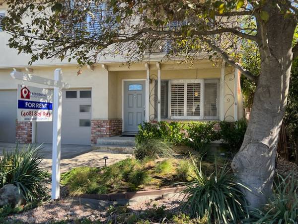 $2,695 / 1br - Apartamento en Planta Baja, Garaje Adjunto, Cocina y Baño Reformados (redwood city)63861212748291120