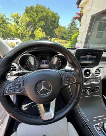 ¡2017 Hermoso Mercedes C300 en venta! - $14,888 (concord / pleasant hill / martinez)63617120999427123