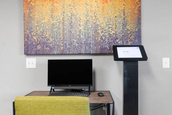 $1,225 / 1br - 740ft2 - Spacious Floor Plans, Picnic Area., Business Center. (1 Herald Drive, Leesburg, FL)63768283792899123