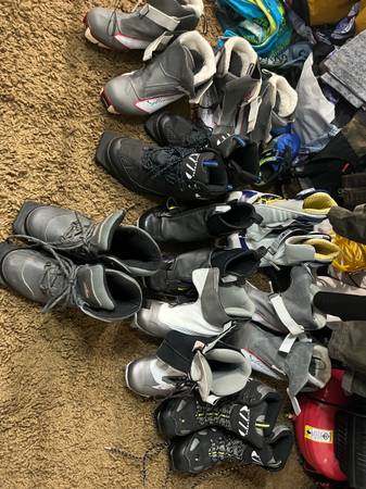 Cross country ski boots 1