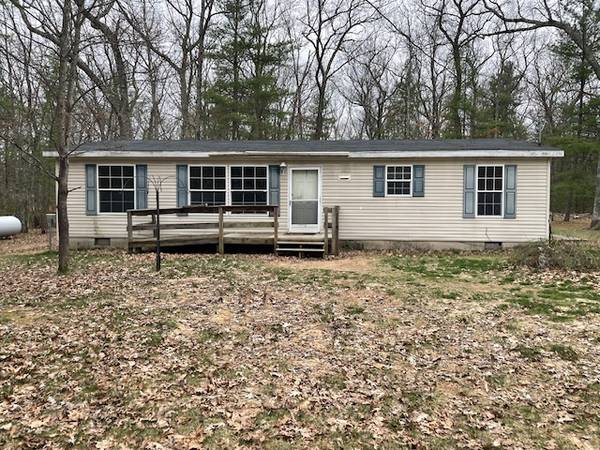 $1800.00 / 3br - 1400ft2 - Fully Renovated 3bed/2bath home w/ 30x60 Pole Barn on 1.4 acres w/ riv64037723454466120