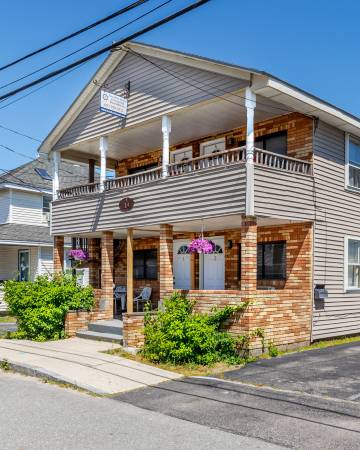 $1,700 / 1br - One Bedroom Winter Rentals Available (Hampton Beach)63656227745411120