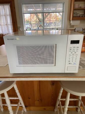 Sharp Microwave oven 1