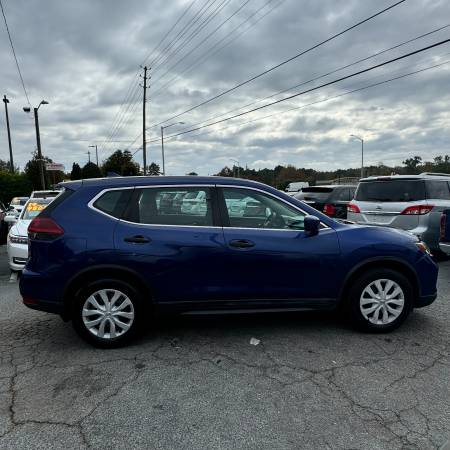 2018 NISSAN ROGUE S *BUY HERE PAY HERE* (919)243-1060 - $6,900 (Clayton)63470076539777123