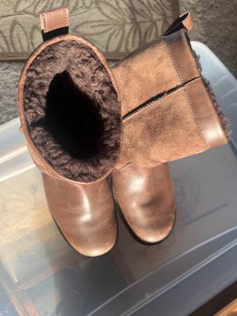 Size 11 UGG’s 1